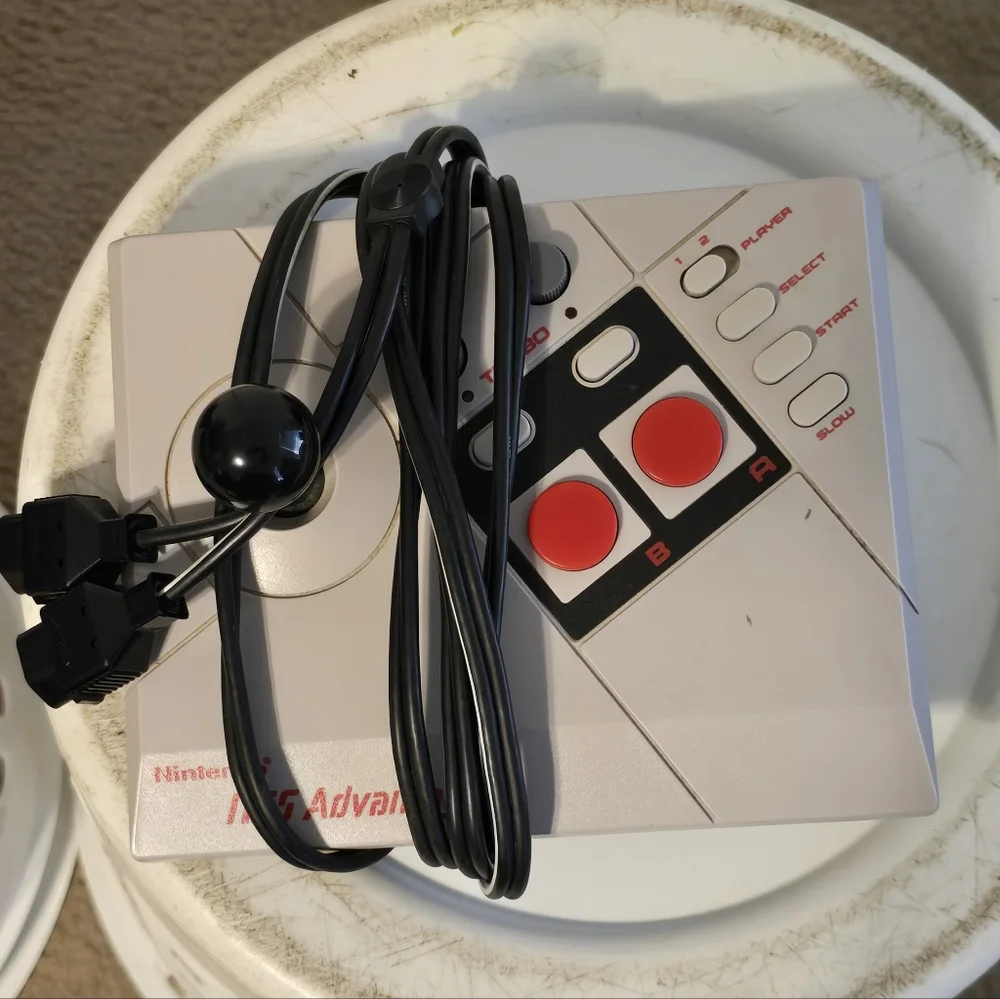 NES Grey Bundle. No Power or AV. 2 games Advantage Joystick and Zapper Included. - Picture 4 of 10